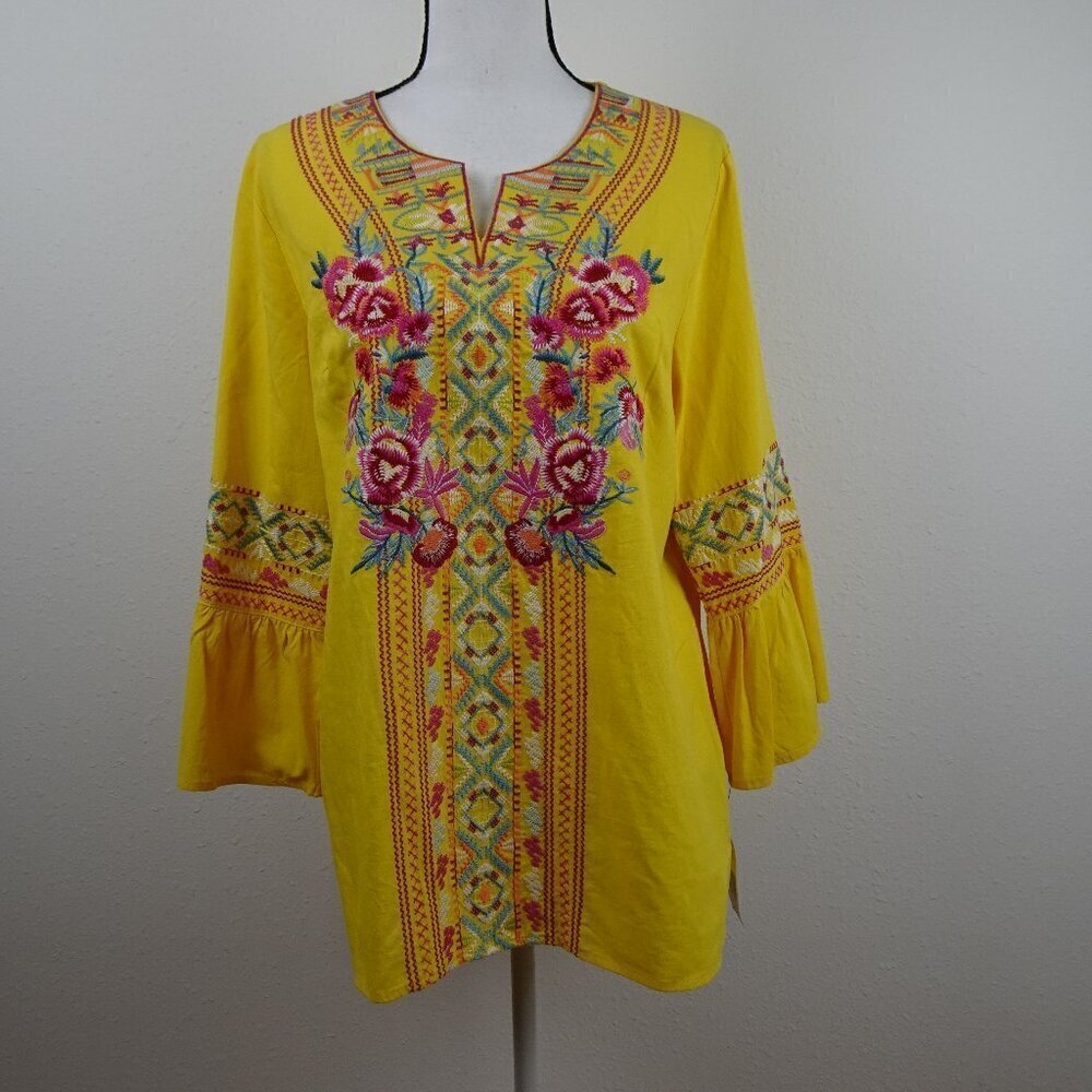 Calessa Embroidered Tunic Top Women's Size M Yellow Loose Fit V-Neck